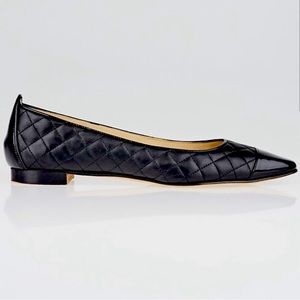 EUC Manolo Blahnik flat